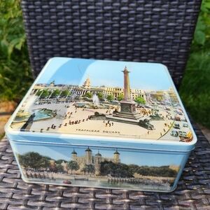 Large Vintage TRAFALGAR SQUARE Tin Container by Elkes Biscuits